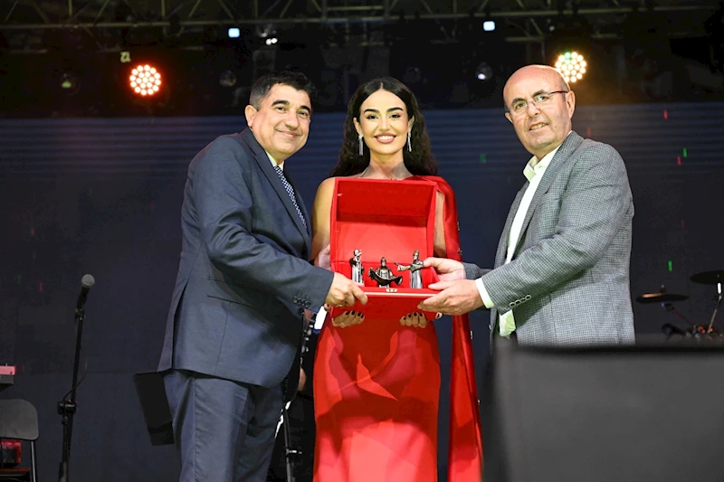 KIRŞEHİRLİLER, CACABEY MEYDANI’NA SIĞMADI