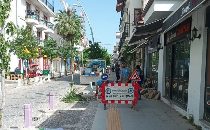 Büyükşehir, Datça’da İçme Suyu Hatlarını Yeniliyor
