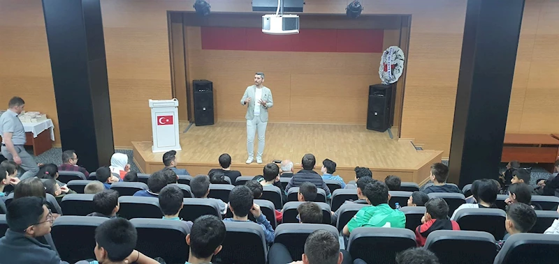 Dünyanın En Cesur Yazarı Serkan Şengül İlçemizde