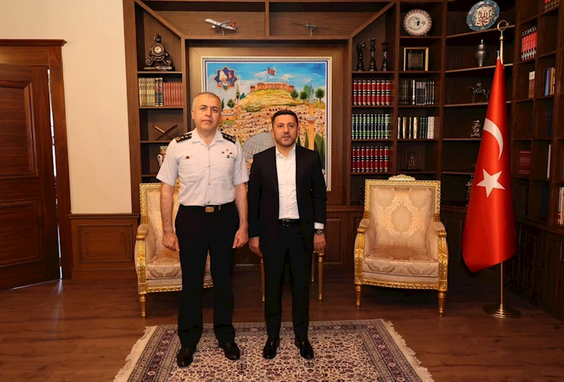 İl Jandarma Alay Komutanı J.Kd. Albay Bahittin Murat Yakın’dan Başkan Arı’ya Ziyaret