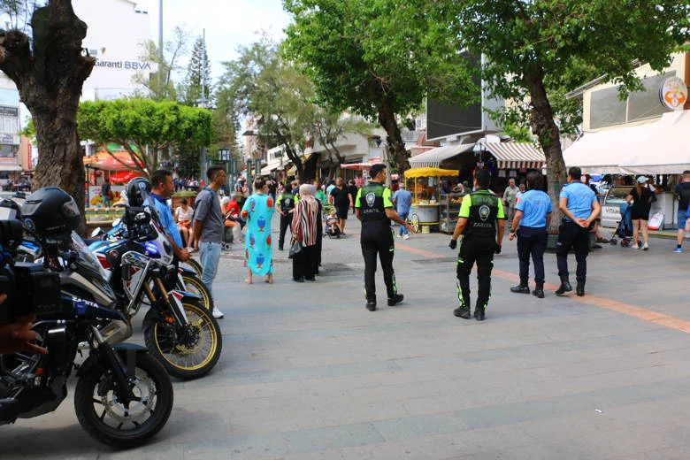 Büyükşehir Trafik Zabıta Ekipleri trafiğe kapalı alanlarda denetimlerini arttırdı