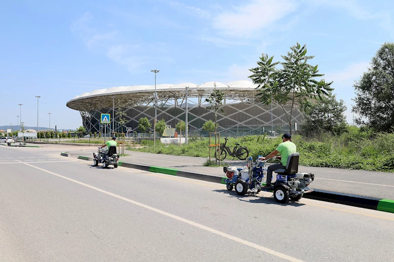 Stadyumun çevresi Büyükşehirle şampiyonluğa hazırlanıyor