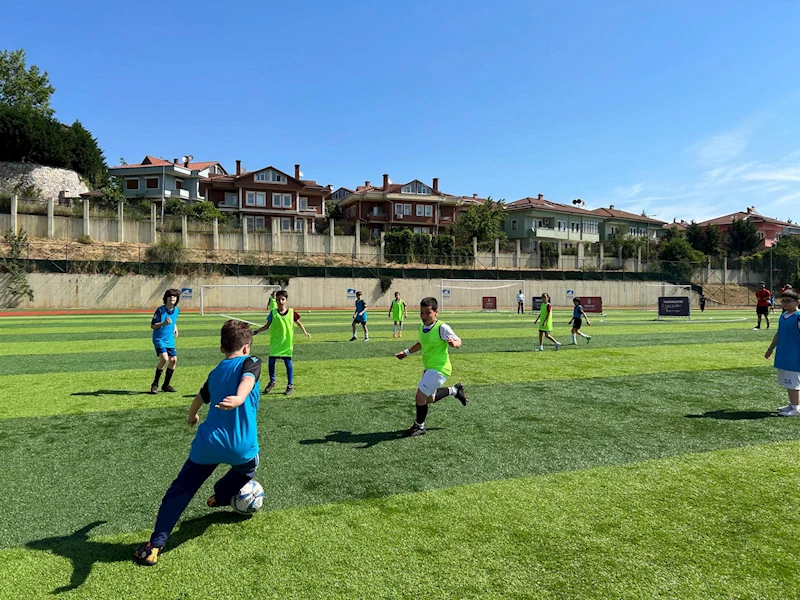 İlkokullar Arası Futbol Şenliği Yapıldı