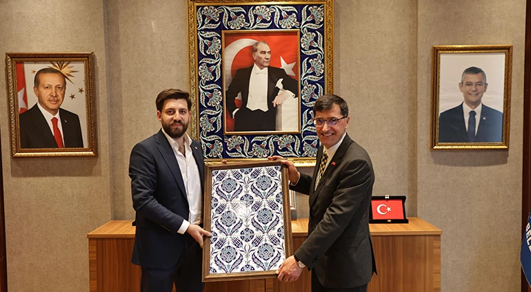 MİMARLAR ODASI BAŞKANI VE YÖNETİMİNDEN BAŞKANIMIZ KAHVECİ