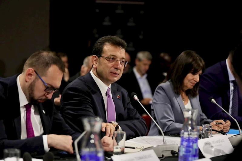 AVRUPA BELEDİYE BAŞKANLARI ZİRVESİ’NDE KONUŞTU