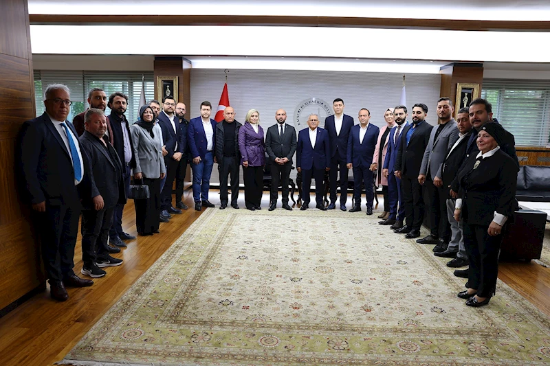 Başkan Büyükkılıç’a “Tebrik” Ziyaretleri Devam Ediyor