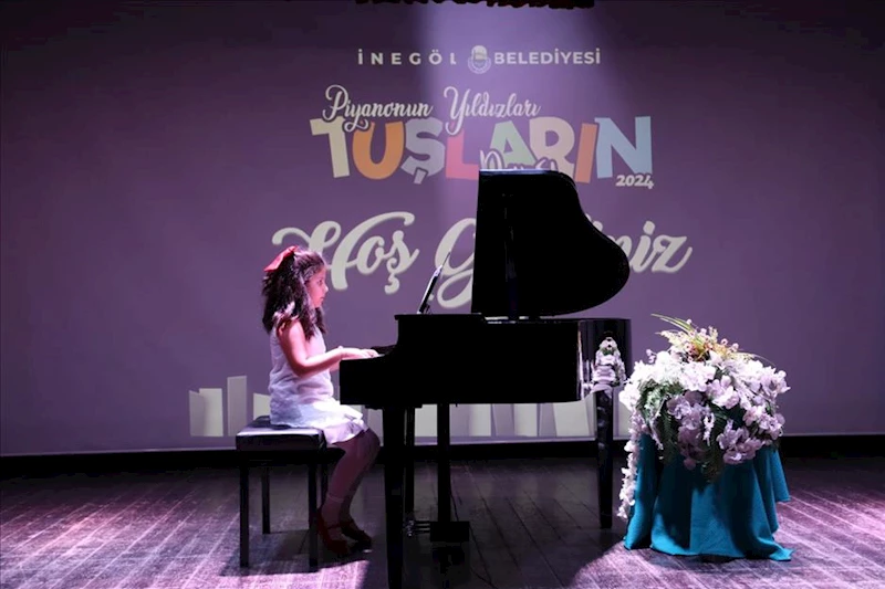 Piyanonun Küçük Üstatları Performanslarıyla Mest Etti