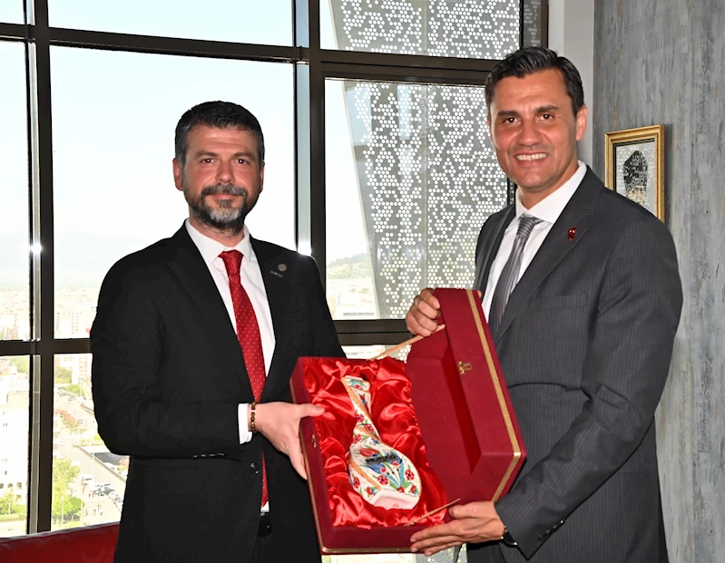 MÜSİAD Yönetiminden Başkan Zeyrek’e Tebrik Ziyareti