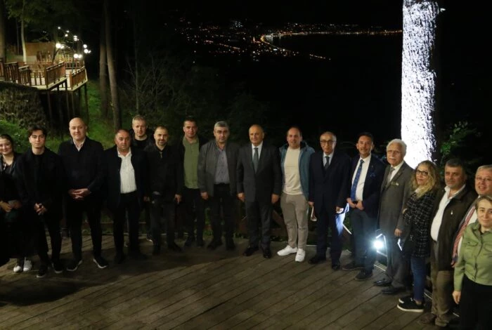 BAŞKAN TAVLI, “TARAFSIZLIK İLKESİYLE HAREKET EDEN RADYOCULARIMIZIN GÜNÜNÜ KUTLUYORUM”