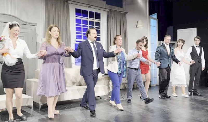 TEKİRDAĞ BÜYÜKŞEHİR BELEDİYESİ ŞEHİR TİYATROSU 100. TEMSİLİNİ SAHNELEDİ