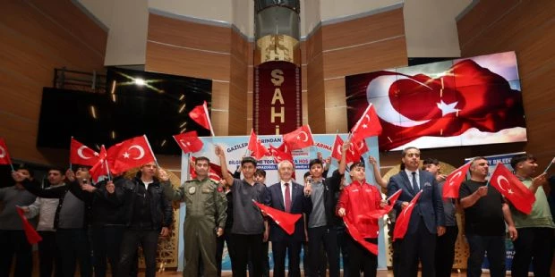 Gazi Torunları Çanakkale?de Ecdad İle Buluşuyor