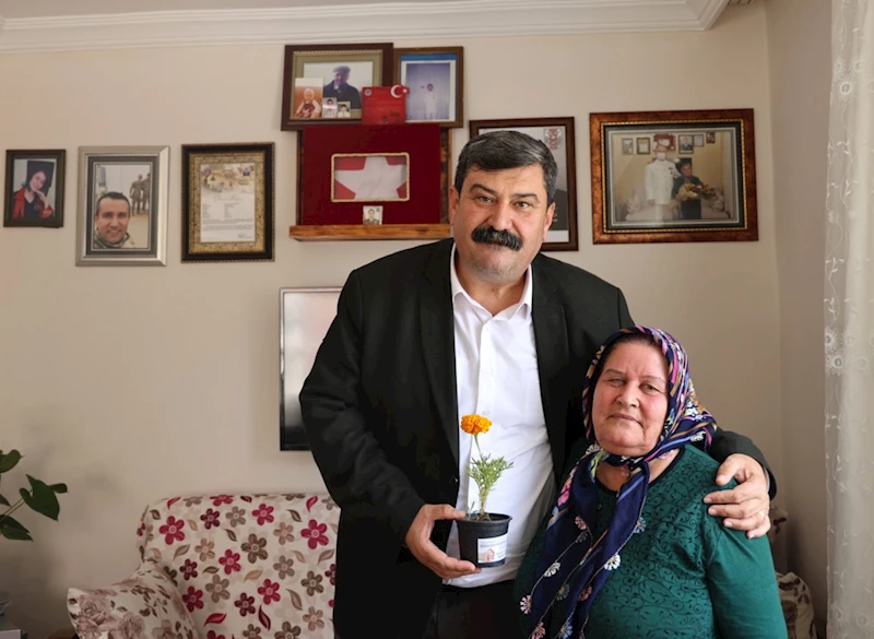 BAŞKAN YILDIZ’DAN, ŞEHİT ANNESİ RABİA BULUT’A  “ANNELER GÜNÜ” ZİYARETİ