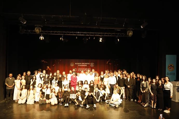 ALANYA LİSELERARASI TİYATRO FESTİVALİ SONA ERDİ