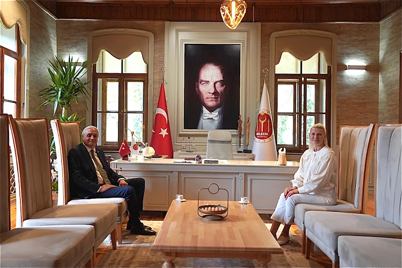 -BAŞKAN BAKKALCIOĞLU, BAŞKAN SUBAŞI’NI ZİYARET ETTİ