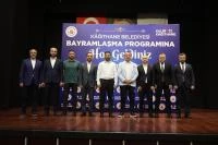 BAŞKAN ÖZTEKİN BELEDİYE ÇALIŞANLARIYLA BAYRAMLAŞTI