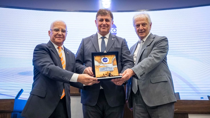 Başkan Tugay: Kamu kaynaklarını korumak benim görevim