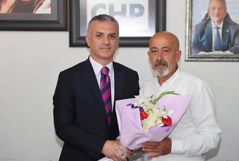 BAŞKANIMIZ CHP YOMRA İLÇE YÖNETİMİNE HAYIRLI OLSUN ZİYARETİNDE BULUNDU
