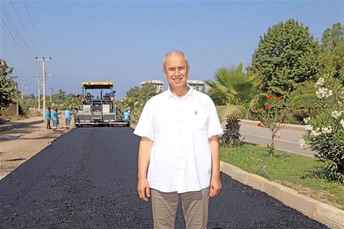 DEMİRTAŞ’TA 15 MAHALLENİN KULLANDIĞI YOL ASFALTLANIYOR