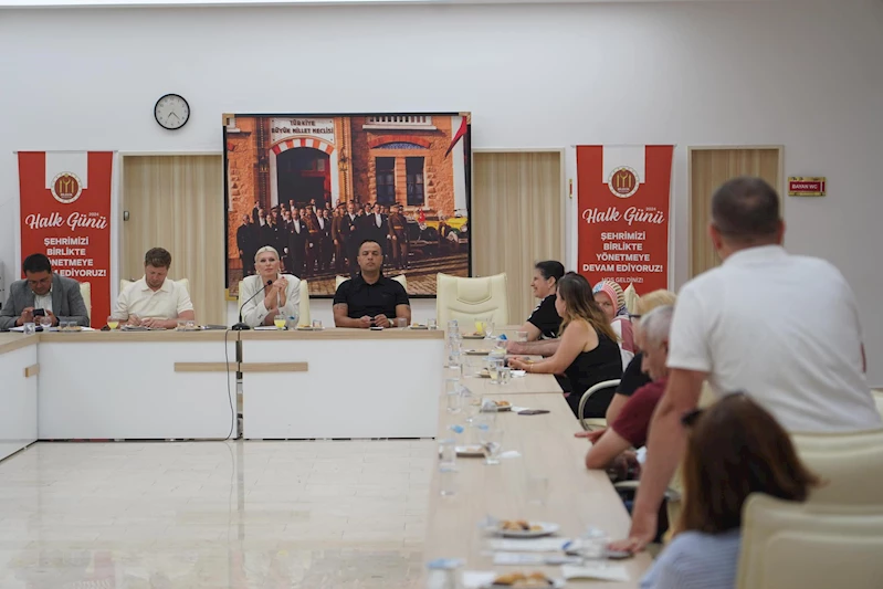 BAŞKAN SUBAŞI HALK GÜNÜNDE VATANDAŞLARI DİNLEDİ