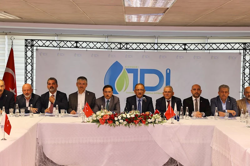 Başkan Büyükkılıç,Jeotermal Kaynaklı Tarıma Dayalı İhtisas OSB Tanıtım Toplantısına Katıldı