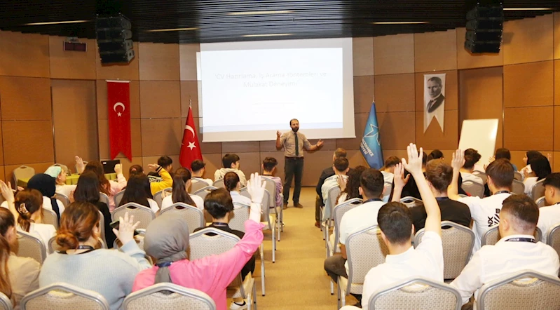 STAJYER ÖĞRENCİLERE YÖNELİK EĞİTİMLER DEVAM EDİYOR