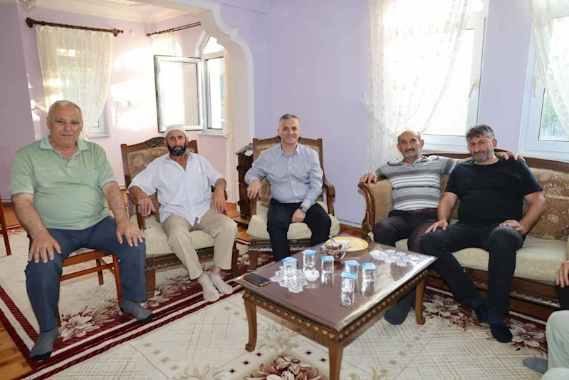 BAŞKANIMIZ HAC İBADETİNİ TAMAMLAYAN HEMŞEHRİLERİMİZİ ZİYARET ETTİ