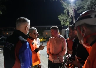 Buca Belediyesi yangının ortasında kalan canlara kucak açtı