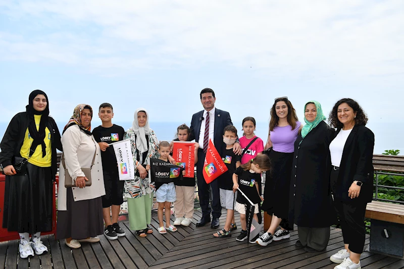 Ortahisar Belediyesi minik misafirlerini Tünel Akvaryum ve Seyir Terasında ağırladı