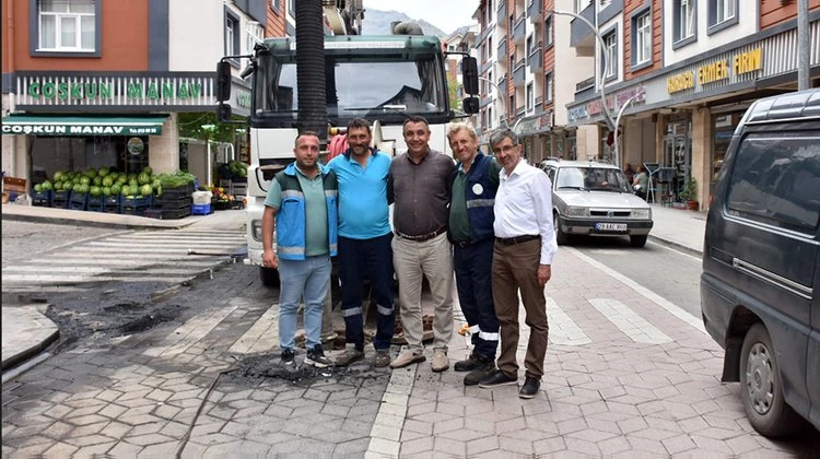 BAŞKANIMIZ, KANAL TEMİZLEME ÇALIŞMALARINI YERİNDE İNCELEDİ