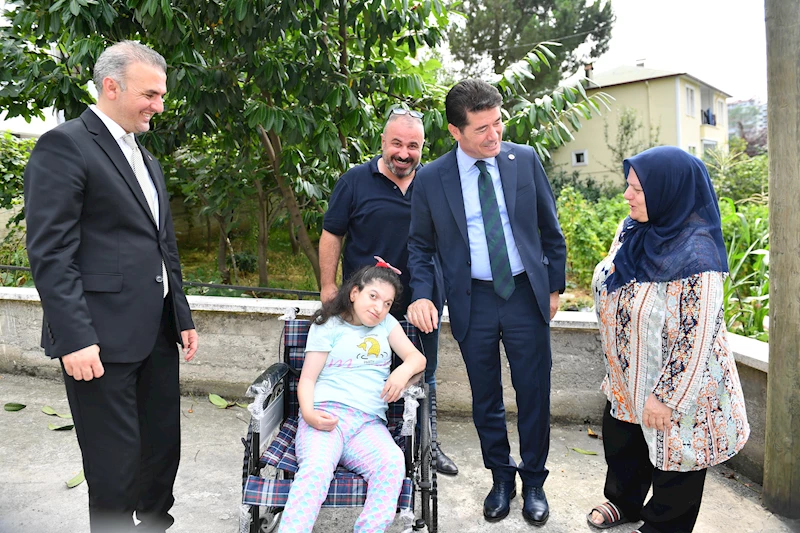 Ortahisar Belediyesi’nin Akülü Sandalye Yardımları Devam Ediyor