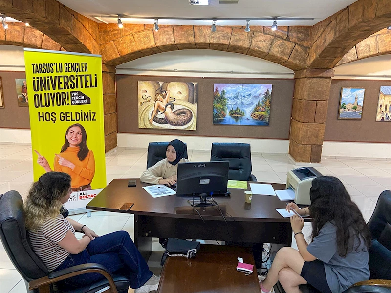-TARSUS BELEDİYESİ YKS TERCİHİNDE GENÇLERİN YANINDA