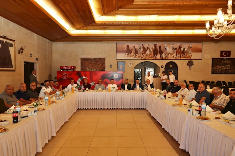 Belediye Başkanı Rasim Arı: “Muhtarlarımız Bizim Yol Arkadaşlarımız”