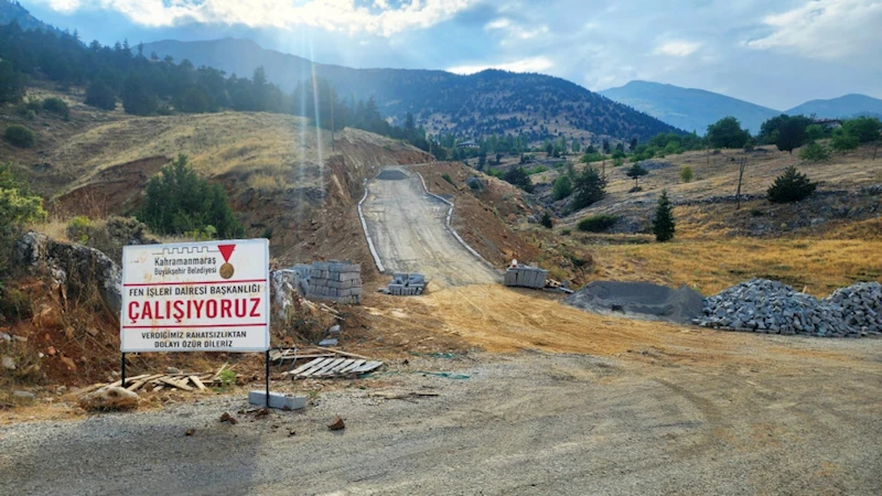 Büyükşehir, Göksun Kırsalında Kilit Parke İmalatlarını Tamamladı