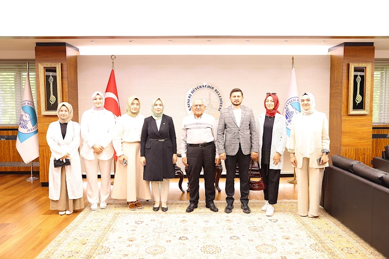 Başkan Büyükkılıç’a TÜGVA Heyetinden Ziyaret