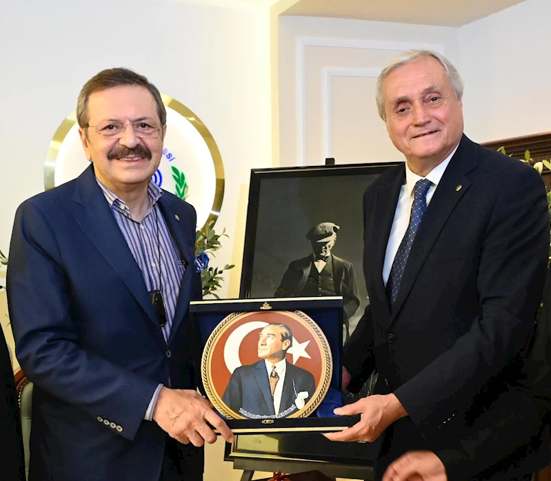 -BAŞKAN BAKKALCIOĞLU’NA HİSARCIKLIOĞLU’NDAN ZİYARET