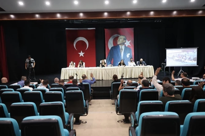 Konak Belediye Meclisi’nden Doğalgaz İçin Oybirliği
