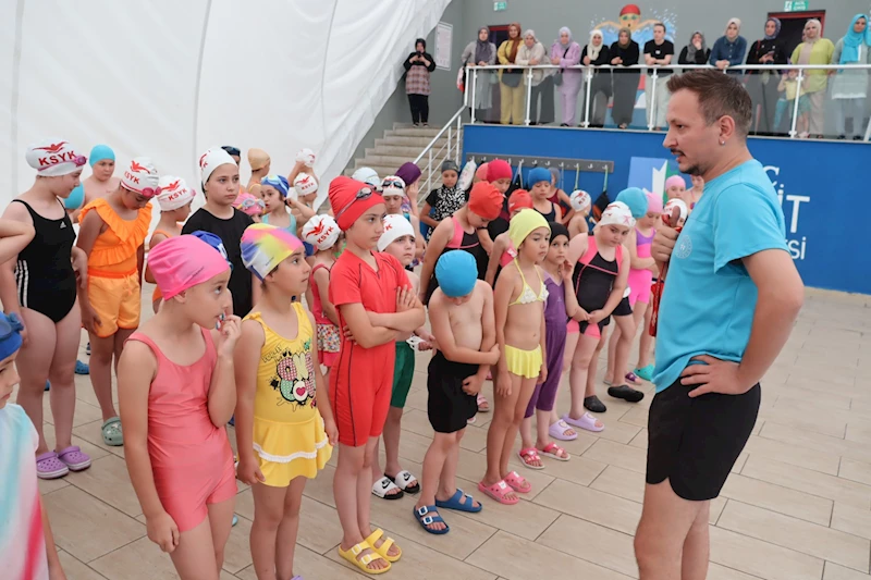 YÜZME BİLMEYEN KALMASIN PROJESİNDE EĞİTİMLER BAŞLADI