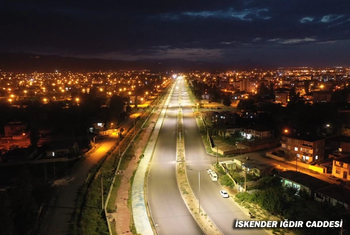 İskender Iğdır (Muhabbet Yolu) caddesine yoğun ilgi giderek artıyor
