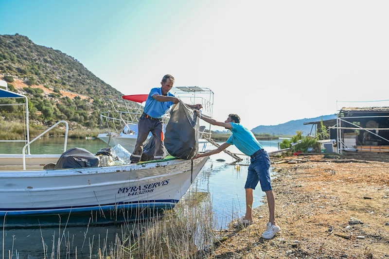 Çayağzı Yat Limanı’nda Kapsamlı Temizlik