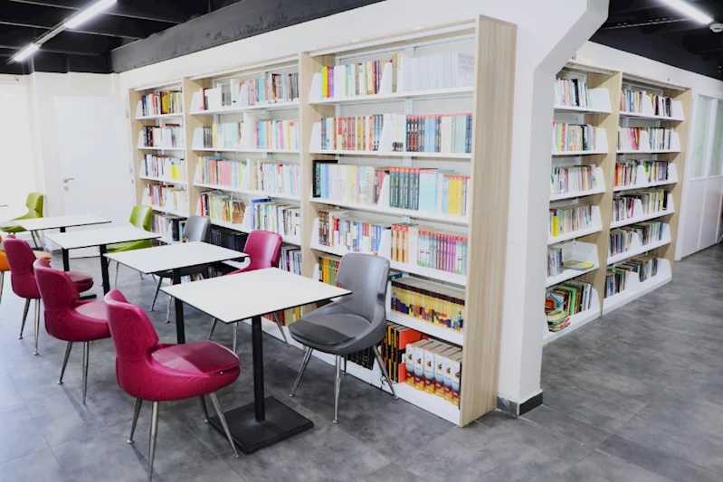 YUNUSEMRE’DE BELEDİYE KÜTÜPHANESİ TADİLATA GİRİYOR