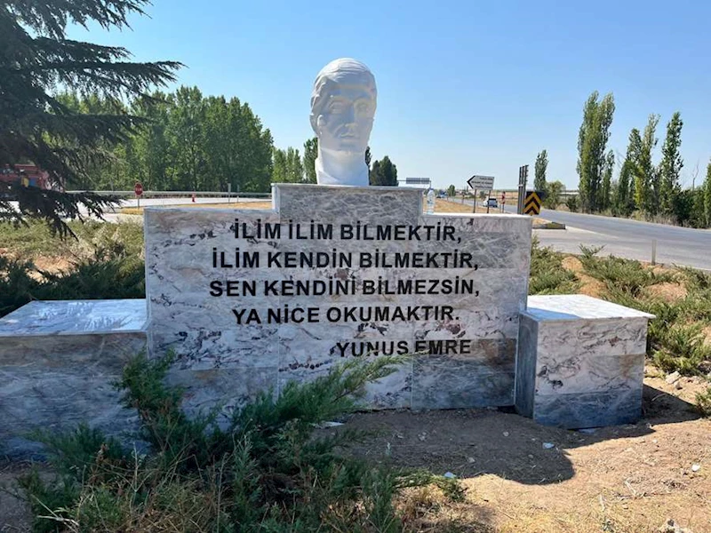 ODUNPAZARI BELEDİYESİNDEN GÖNÜL İNSANI YUNUS EMRE’YE SAYGI