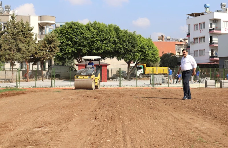 TOROSLAR BELEDİYESİ TURGUT TÜRKALP FUTBOL SAHASINI YENİDEN HALKIN HİZMETİNE AÇIYOR