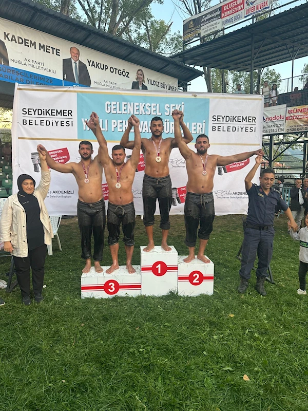 Kemer Belediye pehlivanı 3’üncü oldu