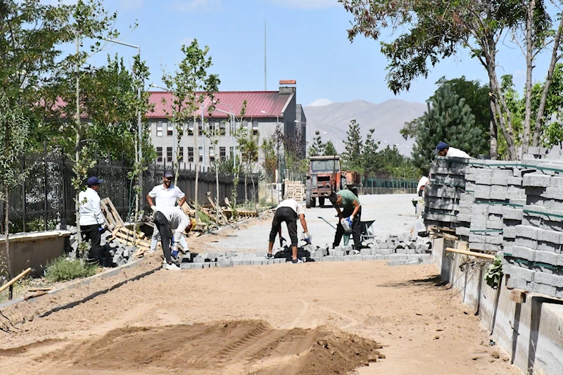 Atatürk Bulvarı Kilitli Parke Çalışması