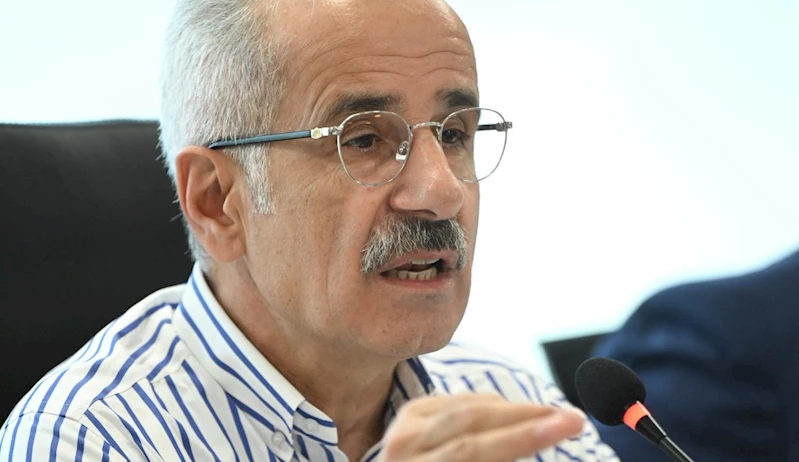 ‘YASAKÇI BİR ZİHNİYET İÇERİSİNDE DEĞİLİZ’