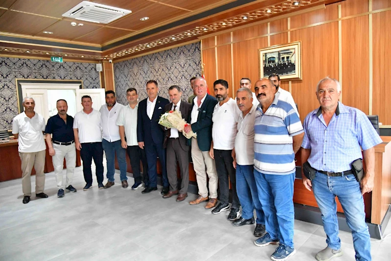 YUNUSEMRE’DE PAZAR YERLERİ PAZARCILAR ODASINA EMANET