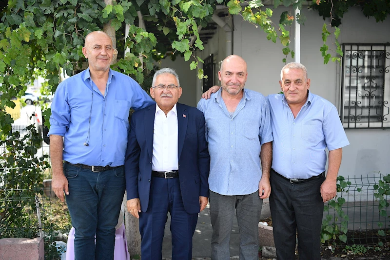 Başkan Büyükkılıç, Tacettinveli Mahallesi’ndeki Esnaf İle Buluştu