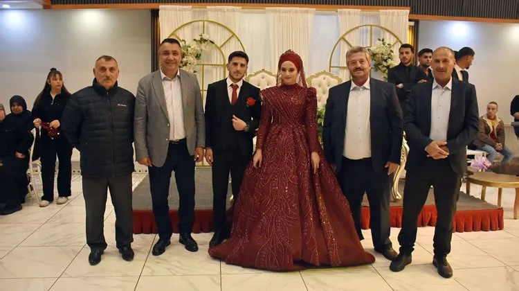 Gümüşhane Belediye Başkanı Nazlıcan Ersoy ve İdris Sürmeli Düğününde