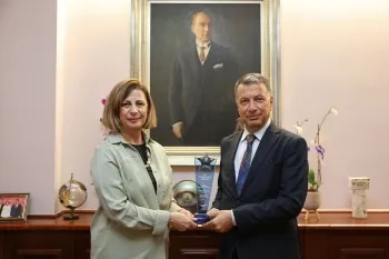 Eskişehir Belediye Başkanı Ayşe Ünlüce