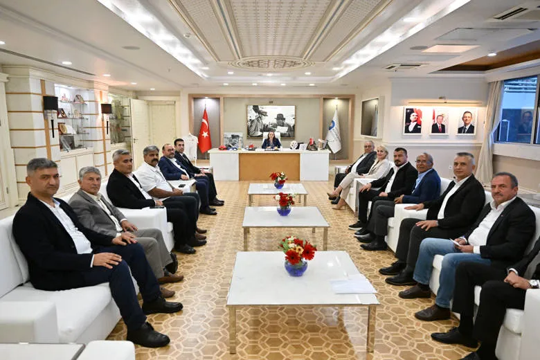 Muhtarlar Büyükşehir Belediye Başkan Vekili Özdemir